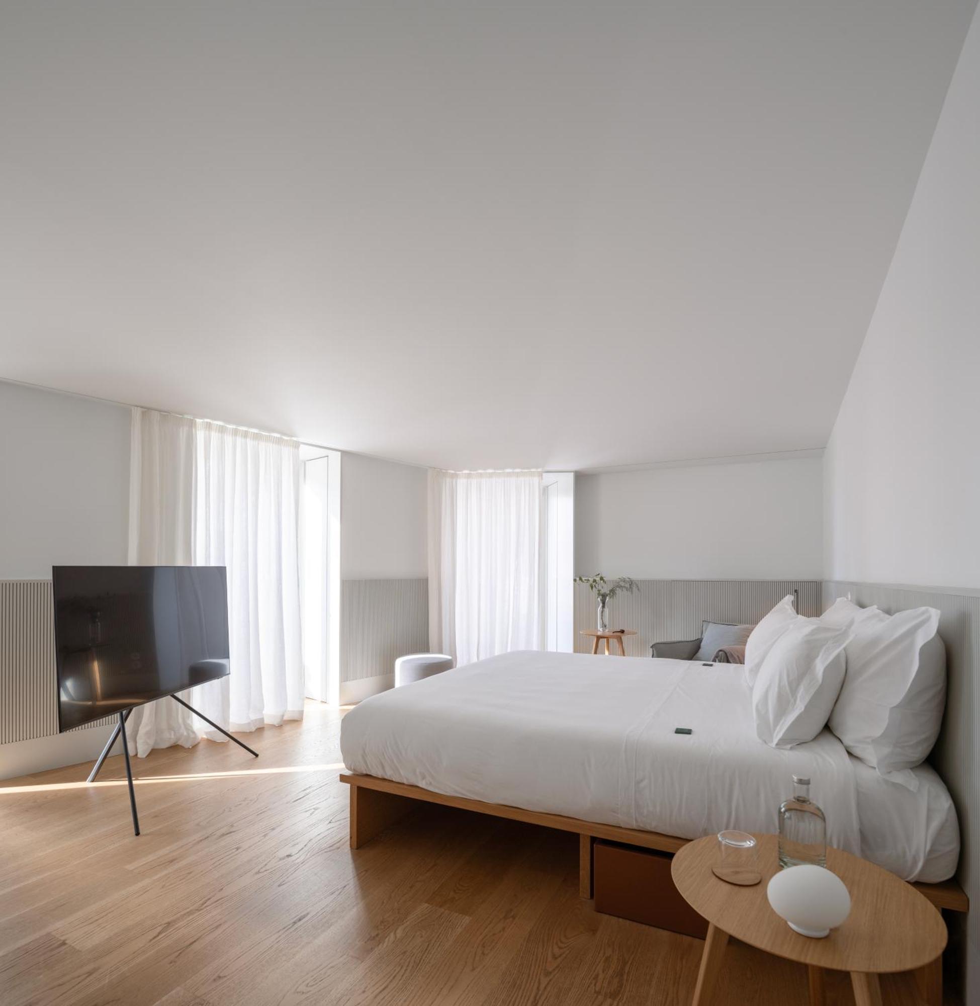 Montecarmo12 - Design Boutique Hotel Лиссабон Экстерьер фото